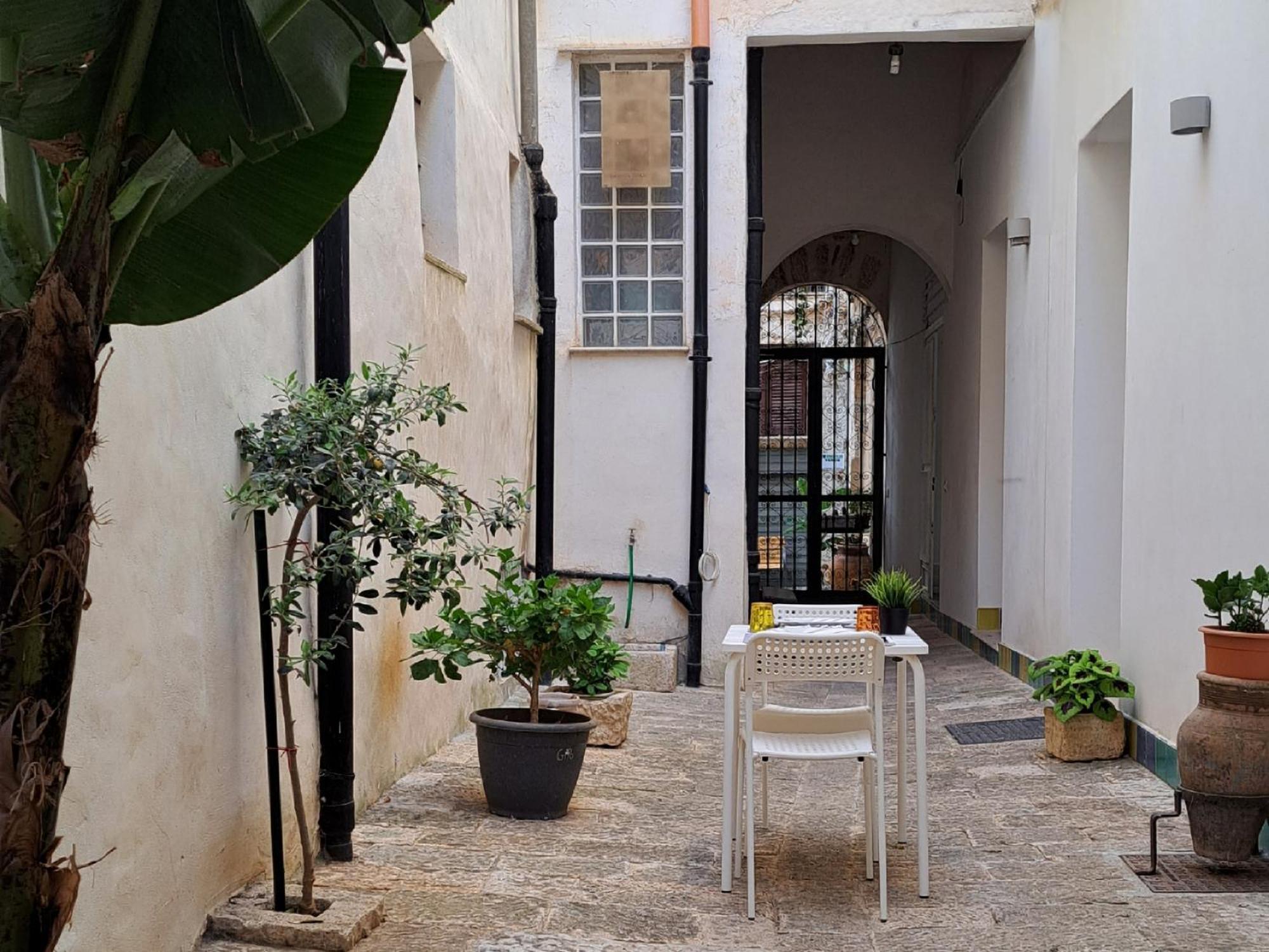 B&B Garibaldi Alcamo Exterior photo